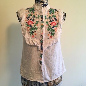 Sleeveless Lulumari top